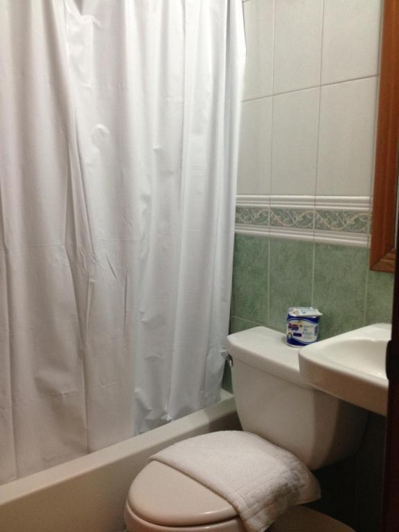 Carey House Hotel Santo Domingo Room photo